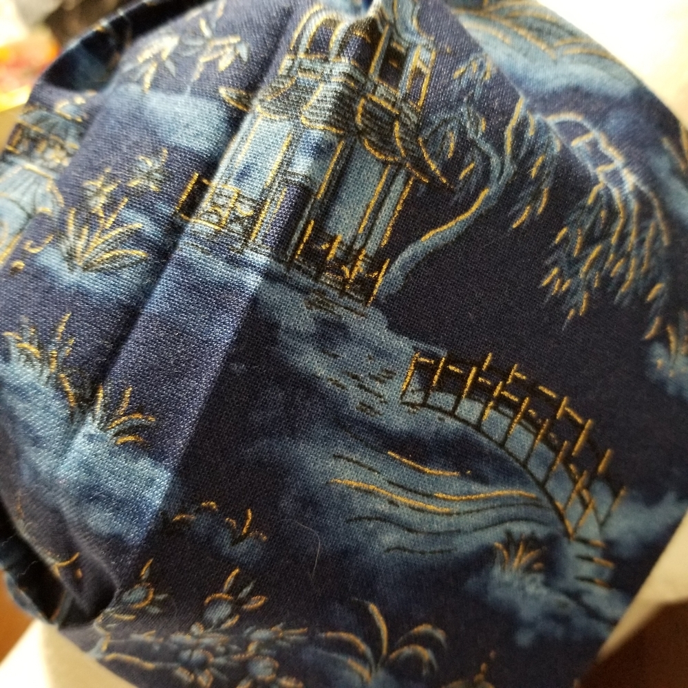 Chinese Water Garden Cotton Facemask - Picture 6 of 7